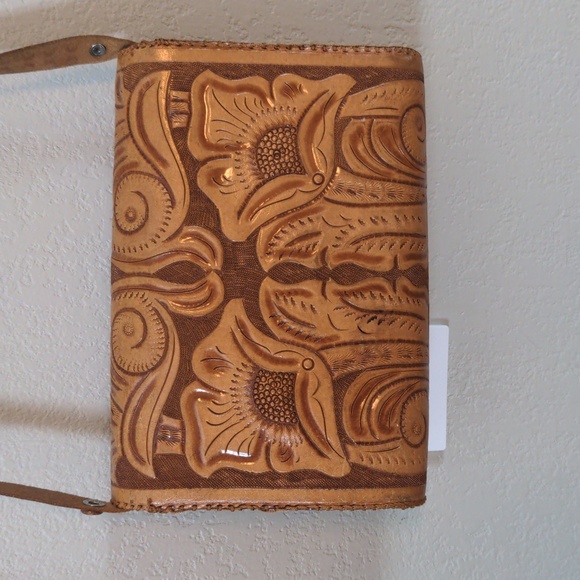 VTG Vintage Tooled flower shoulder bag purse - Picture 9 of 17